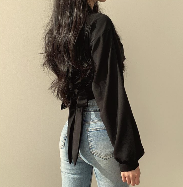 Vittoria Kurze Bluse mit Bindeband vorne - Mittelgrau