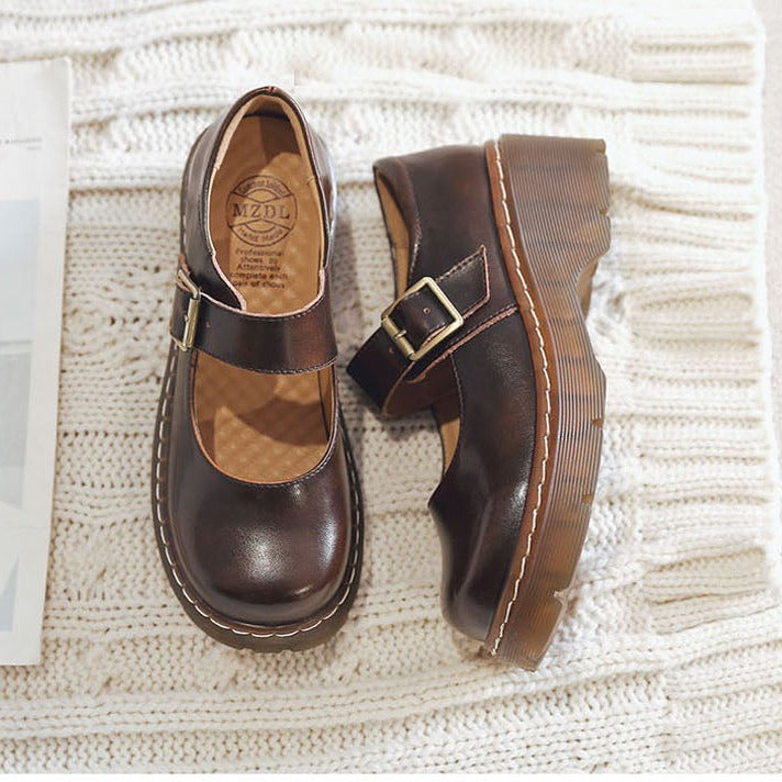 Zapatos Mary Jane de cuero con hebilla vintage