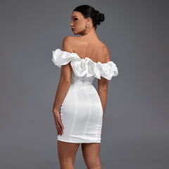 Schulterfreies, kurzärmliges Mini-Bodycon-Kleid mit Rüschen