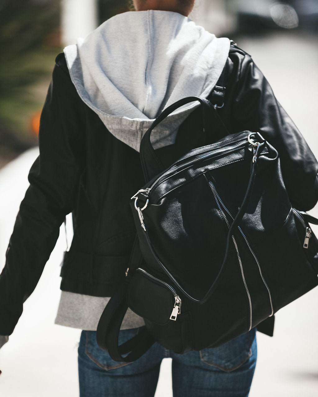 Chaqueta bomber de piel sintética con capucha y bolsillos de Dylan