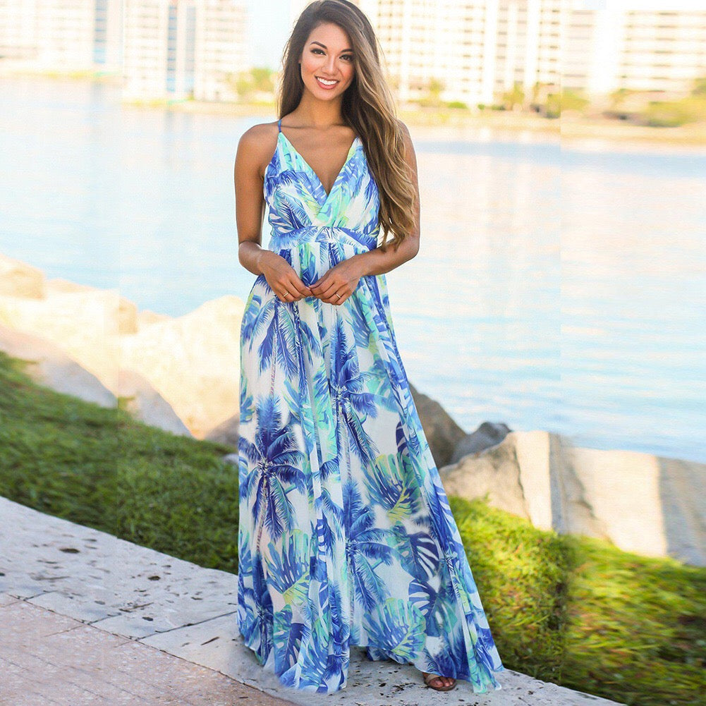 Zabelle – Maxikleid mit Blumenmuster und Rüschenausschnitt