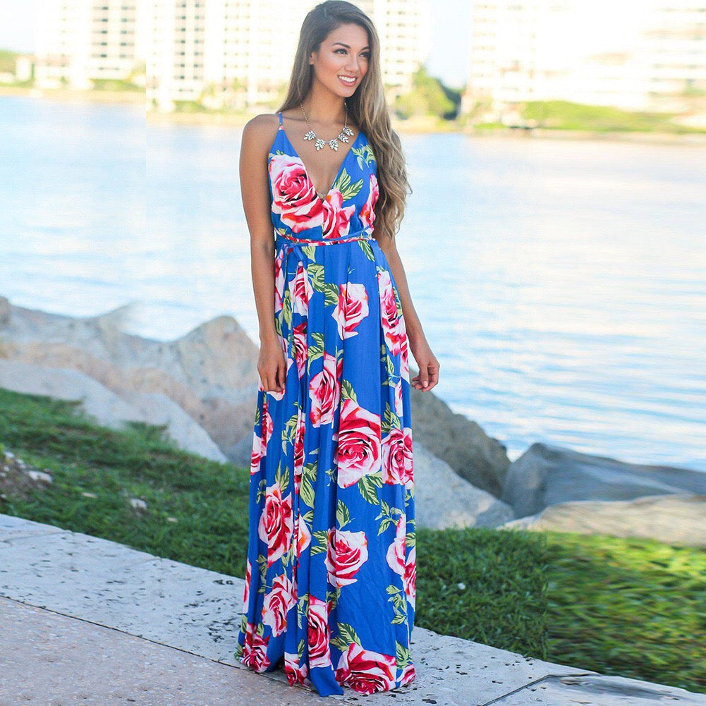 Zabelle – Maxikleid mit Blumenmuster und Rüschenausschnitt
