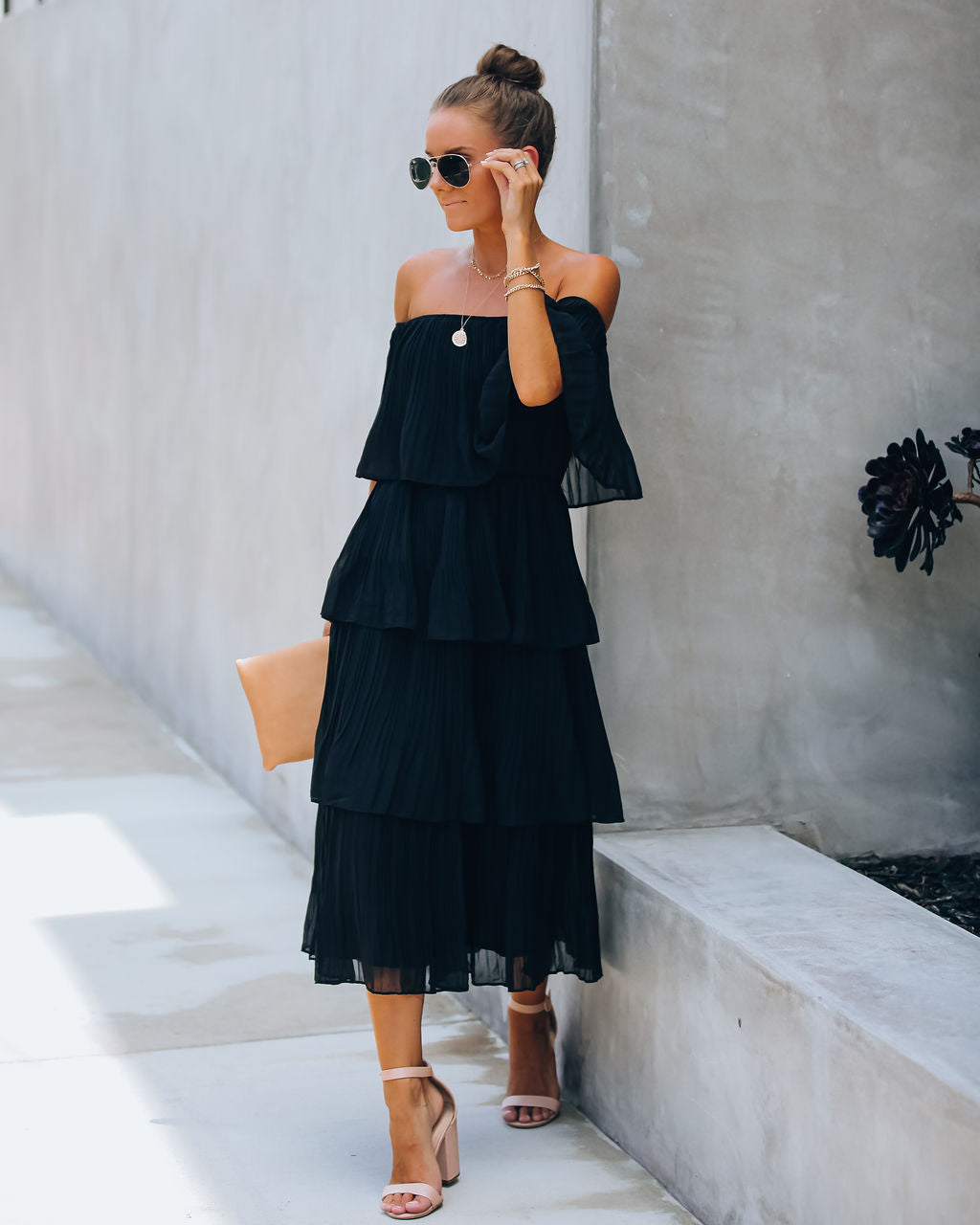 Bonifacio Gestuftes Plissee-Midikleid - Schwarz