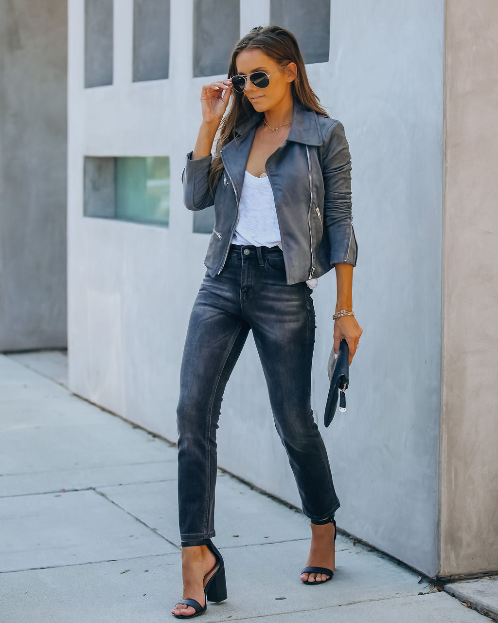 Aaron – Hoch sitzender Denim mit geradem Bein
