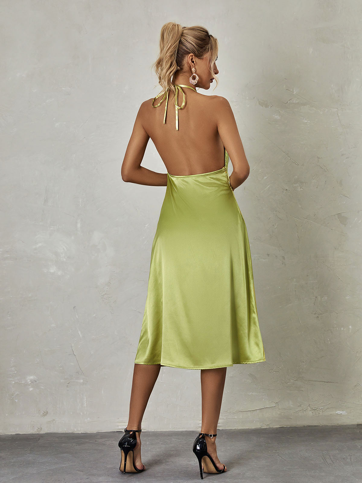 Ishbel Neckholder-Midikleid aus Satin