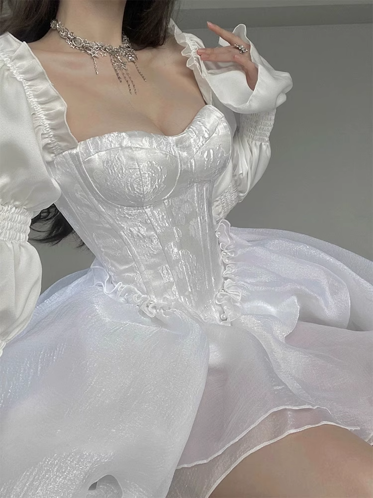 Vestido de cumpleaños abullonado de corte A