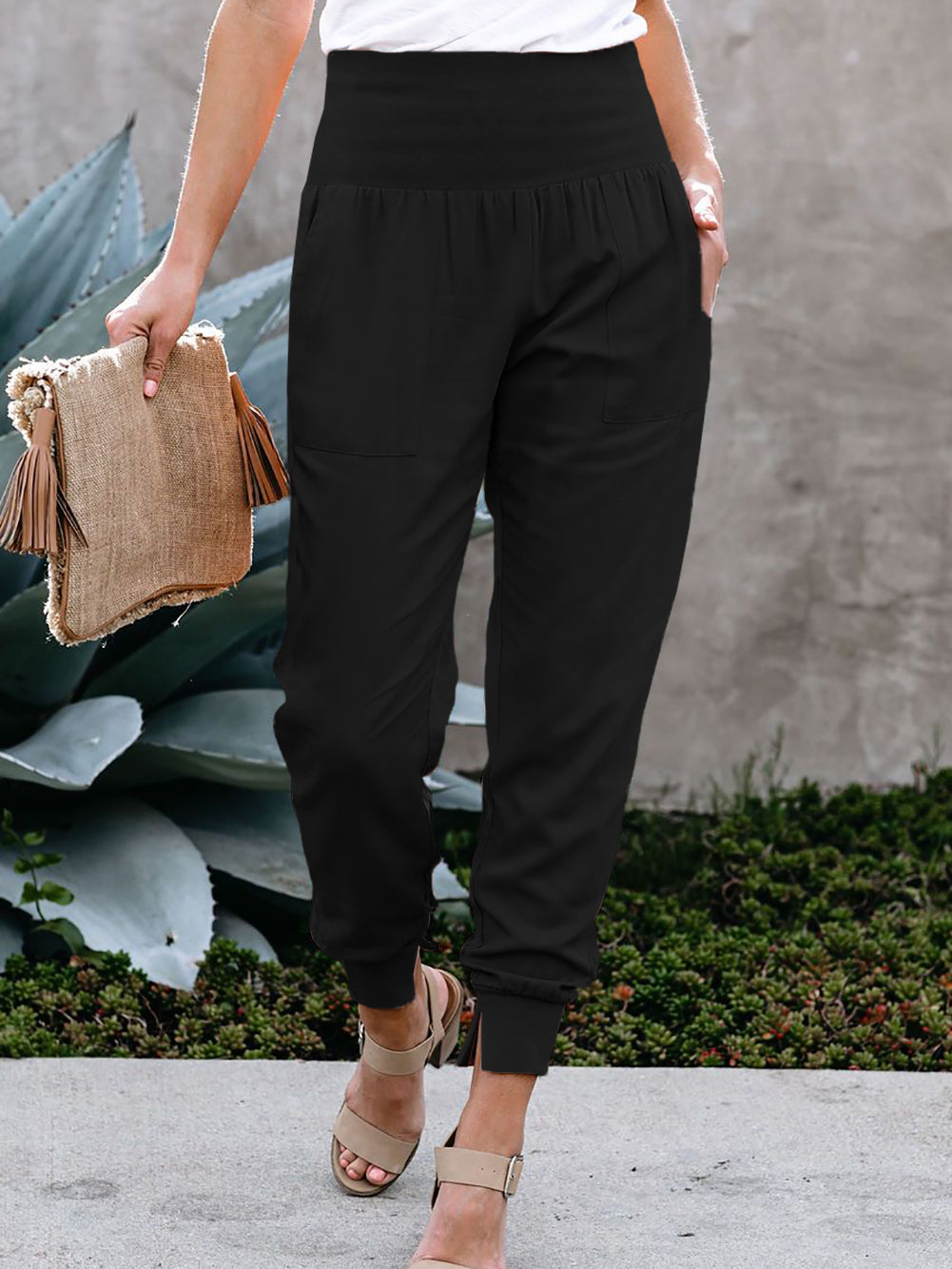 Geschlitzte Cropped-Hose