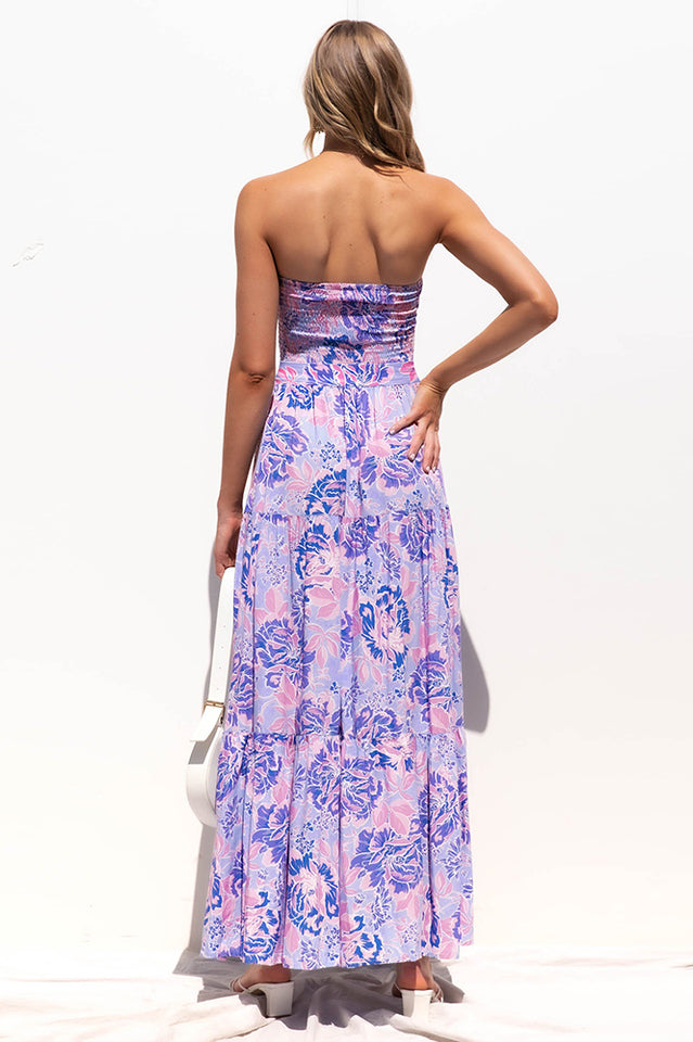 Vestido floral bohemio sin mangas