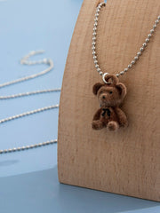 Collar con colgante de osito