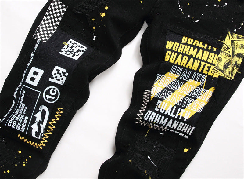 Schwarze Herrenjeans mit goldenem Aufdruck
