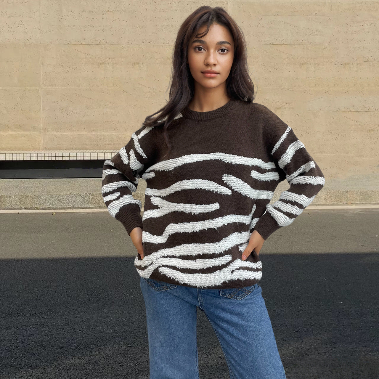 Oversize-Strickpullover mit Zebramuster im Grunge-Stil