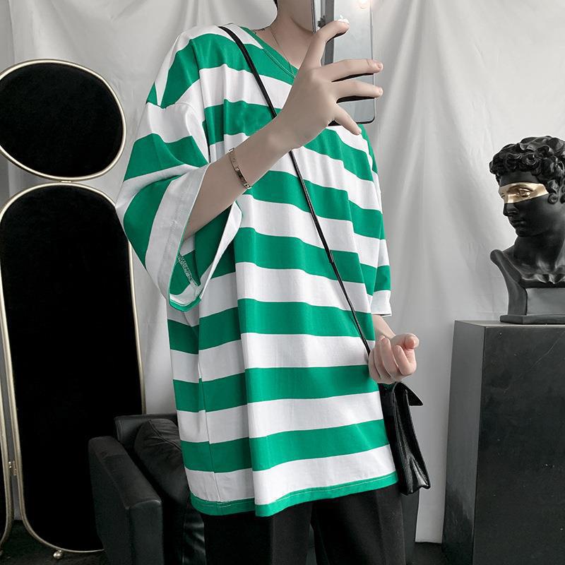 Gestreiftes T-Shirt mit Tasche für Herren
