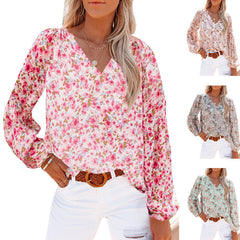 Blusa con volantes y estampado "Symbolize Love"