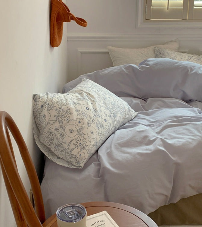 Minimalistisches Bettwäscheset mit Blumenmuster – Beige + Braun