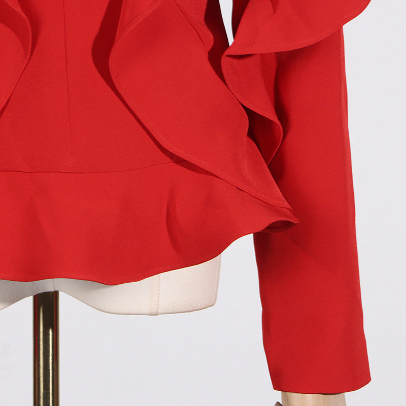ROTE RÜSCHENJACKE