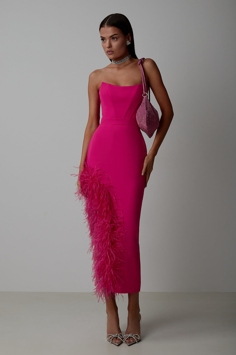 Makena – Formelles Kleid mit hohem Schlitz