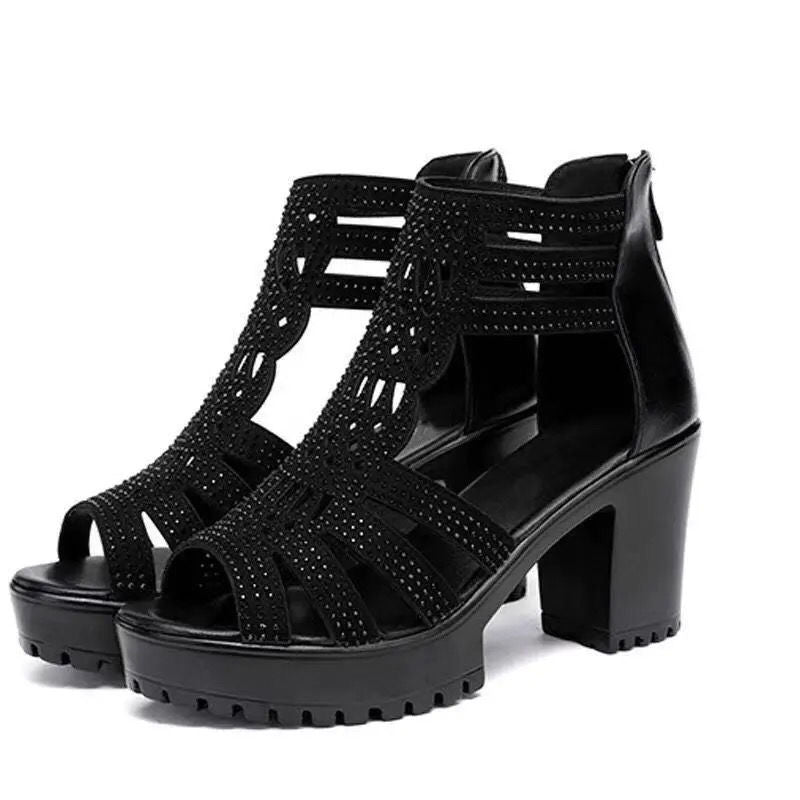 Daily Gem – Plateau-Pumps mit dicker Sohle