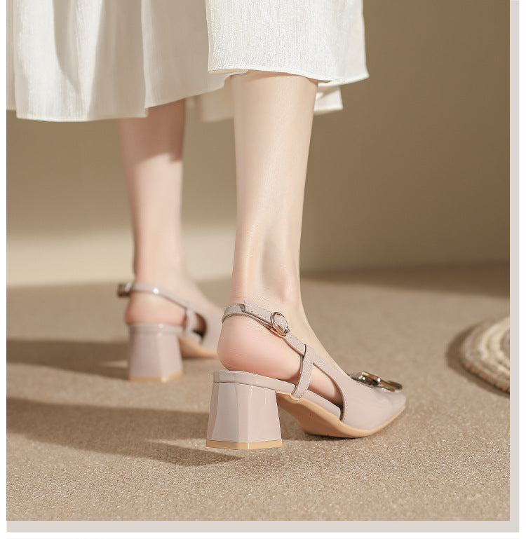 Delilah Slingback-Pumps mit Kette