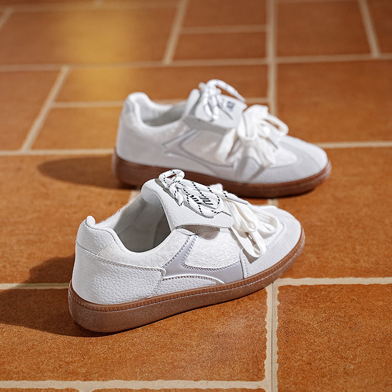 Lässiger Sneaker mit Stern-Leoparden-Print