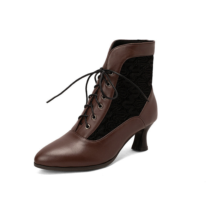 Botas Martin con hebilla recortada 