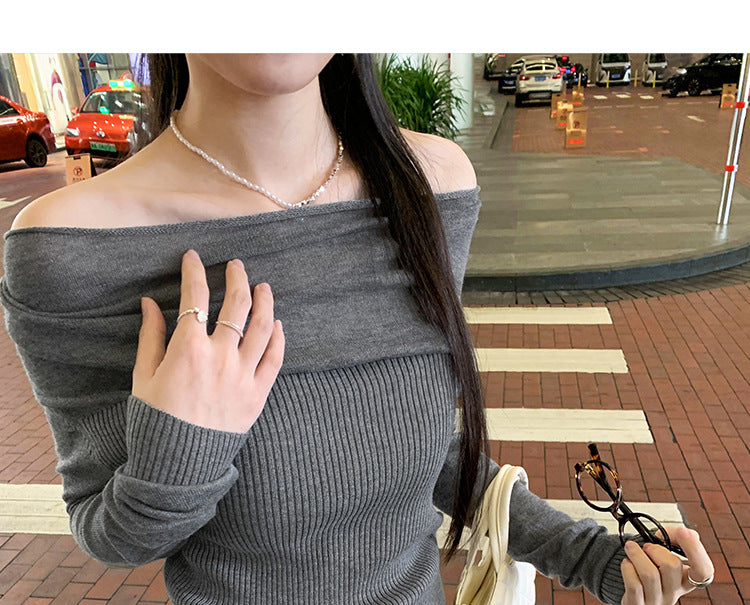 Flute Off-Shoulder Stricktop - Latte