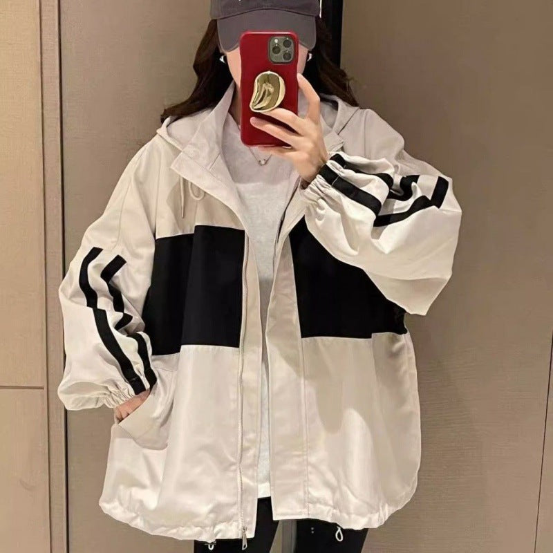 Übergroßes Kapuzensweatshirt mit Reißverschluss und blauen Seitenstreifen