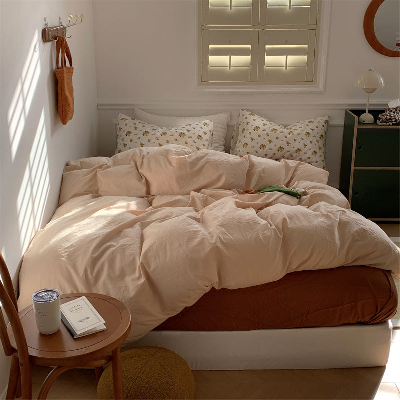 Minimalistisches Bettwäscheset mit Blumenmuster – Beige + Braun
