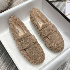 Lindos mocasines planos de piel de cordero cálidos para el invierno