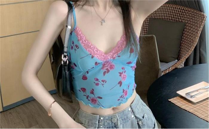 Roseythread Camisole-Oberteil mit Blumenmuster