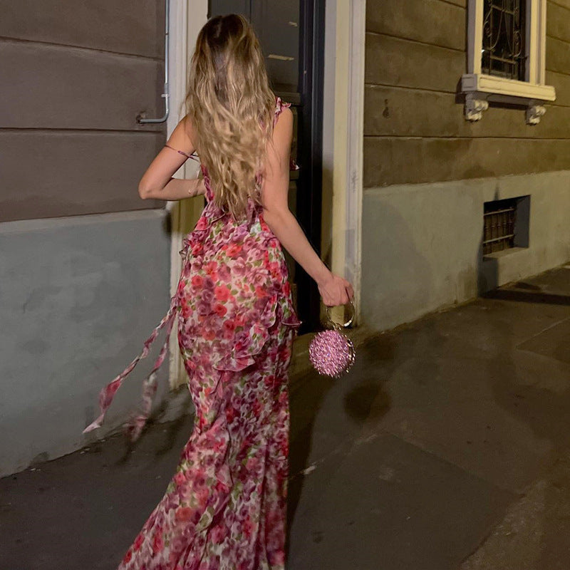 Passionate – Schulterfreies, gestuftes Maxikleid mit Rüschen
