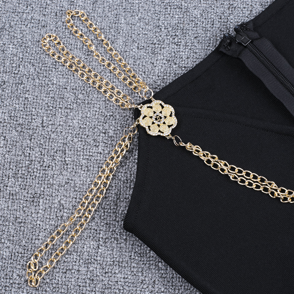 Maxi-Bandage-Kleid mit Zierschnalle und Kette aus Metall PP19349