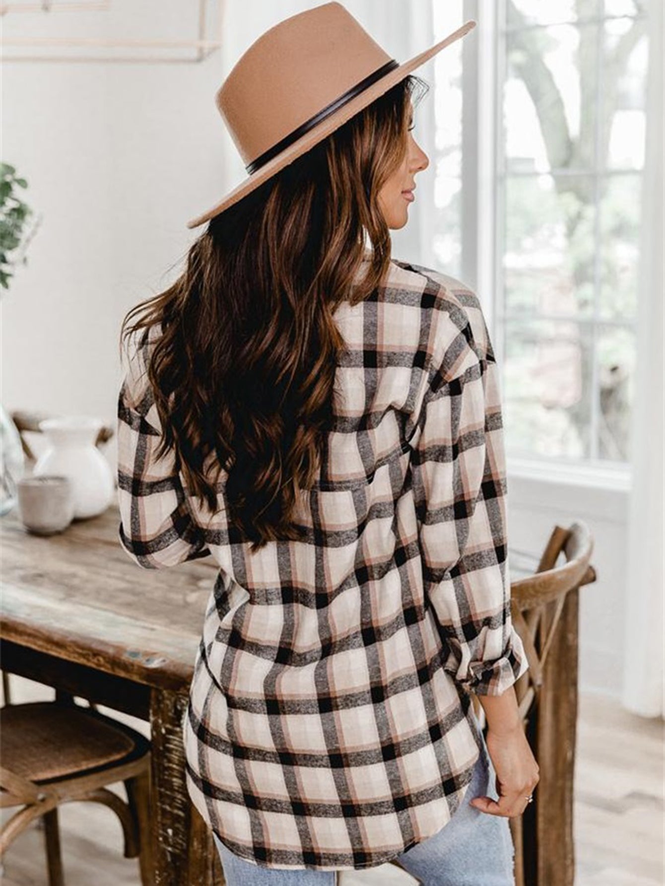Bluse mit überschnittenen Schultern und Karomuster