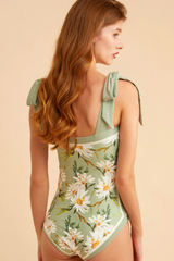 Wendbarer Badeanzug mit Schulterschnürung