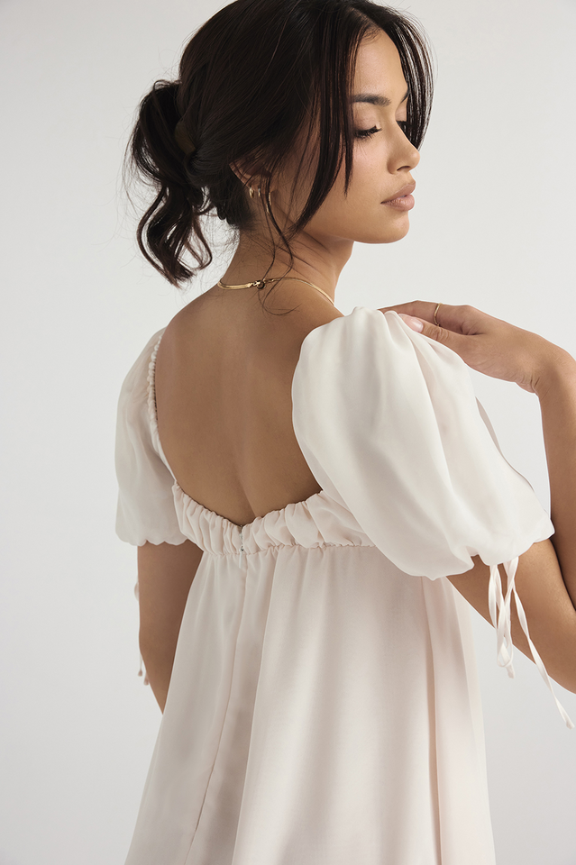 Minikleid aus Georgette mit Prinzessinnen-Print