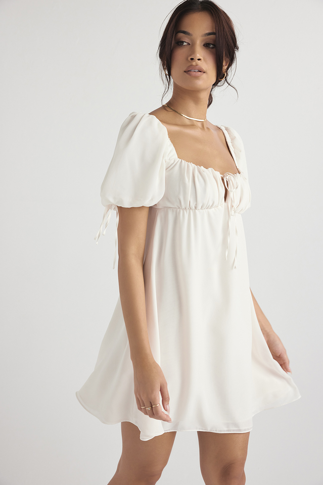 Minikleid aus Georgette mit Prinzessinnen-Print