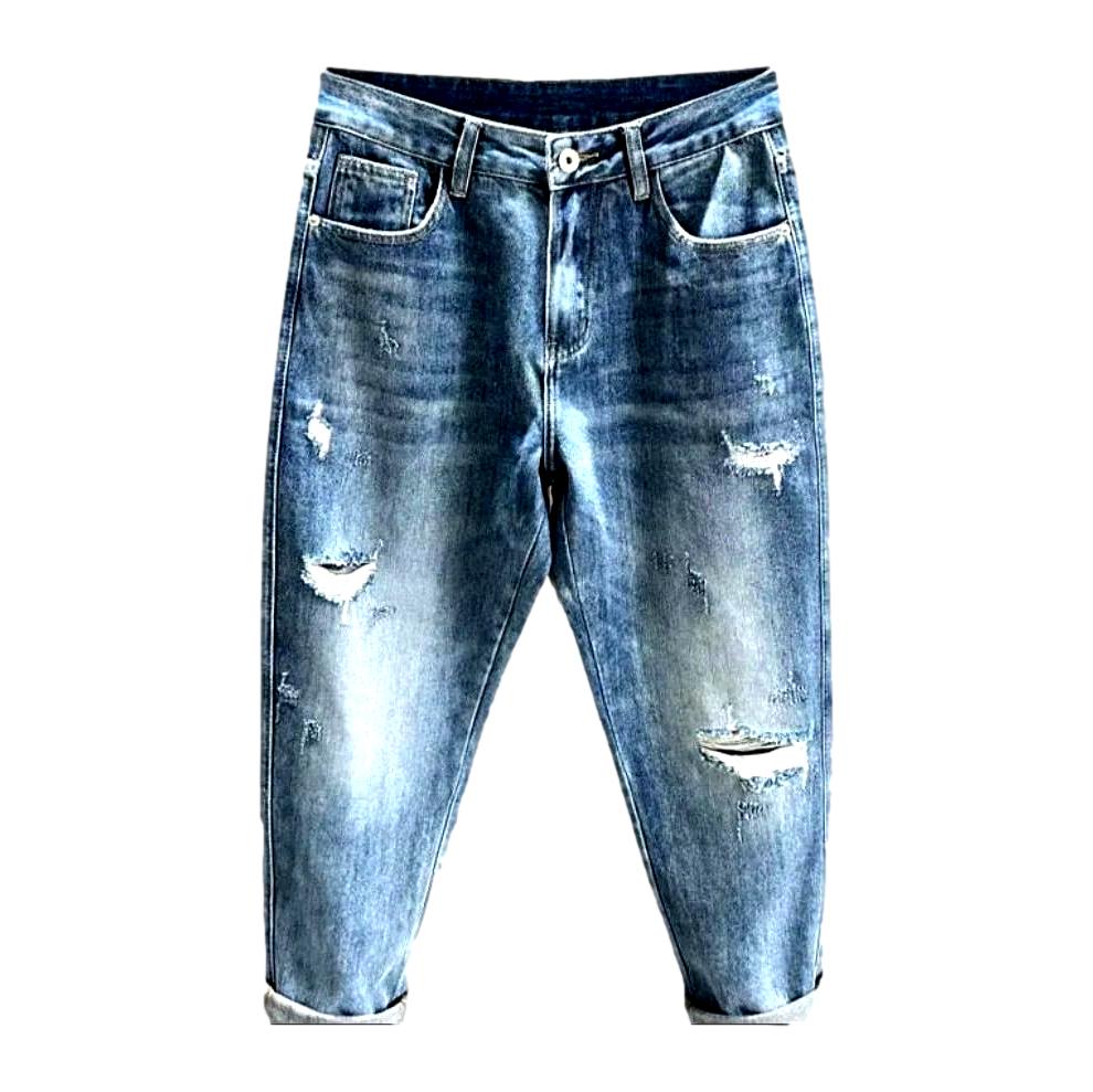 Ausgefranste Herrenjeans im trendigen Stil