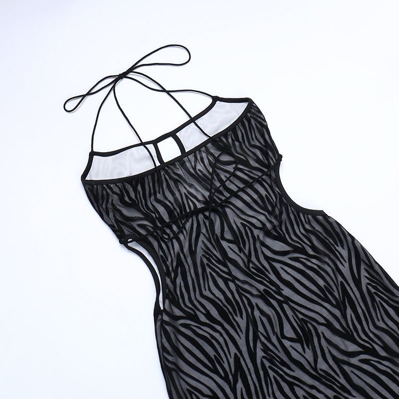 Minikleid mit Cut-Out und Prägung „The Black Swan“