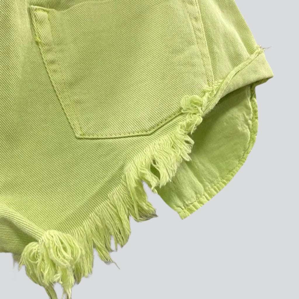 Distressed-Jeansshorts in Neonfarbe