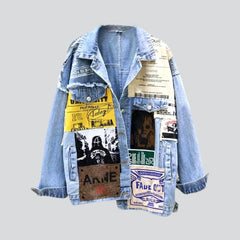 Patchwork-Jeansjacke mit Poster-Print