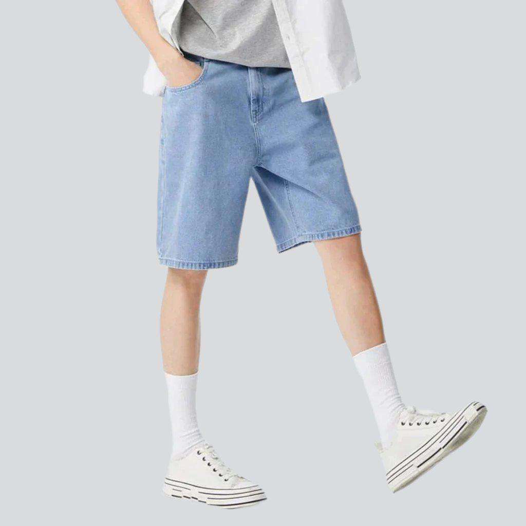 Lockere Jeansshorts für Herren