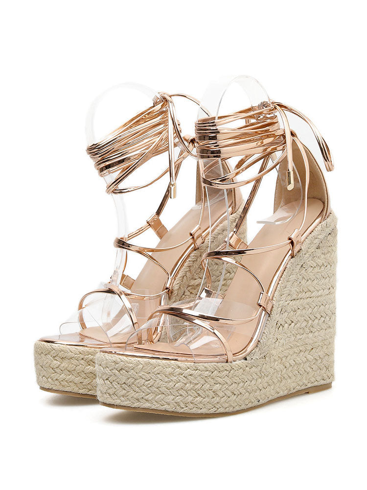 Sandalen mit Keilabsatz und Schnürung