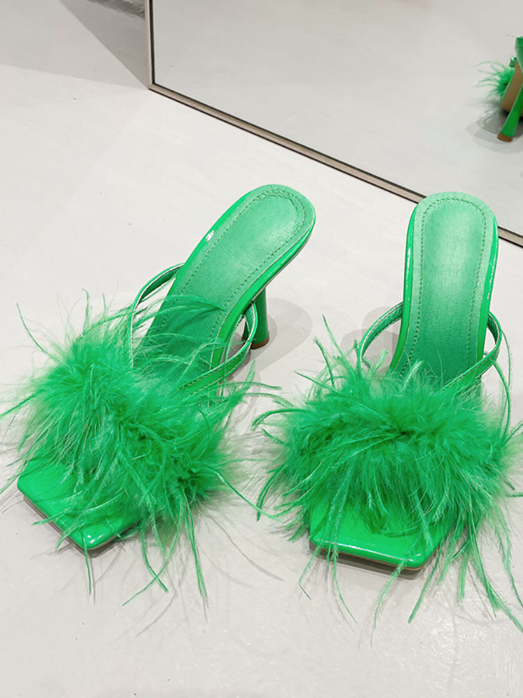 High Heel Pantoletten aus Federfell