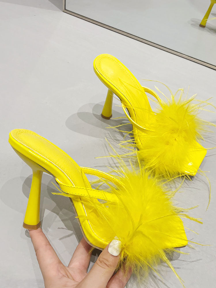 High Heel Pantoletten aus Federfell