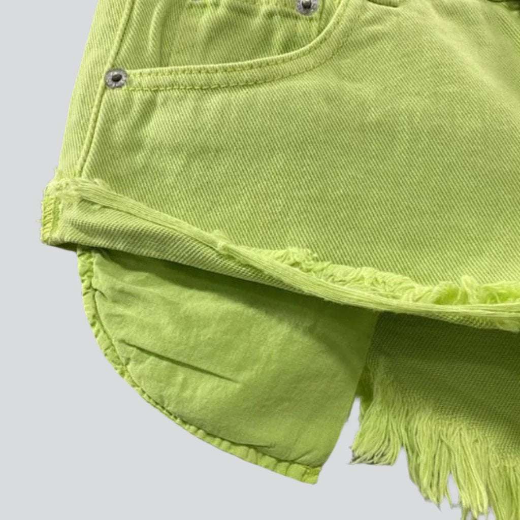 Distressed-Jeansshorts in Neonfarbe