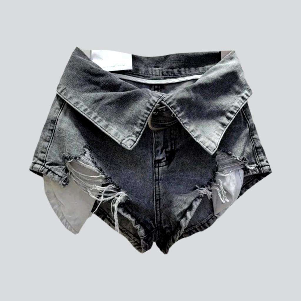 Shorts vaqueros desgastados con cuello y cintura