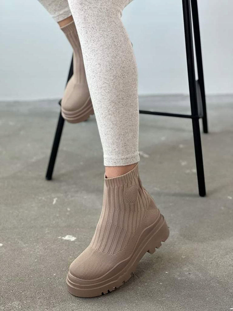 Botas de punto con plataforma y punta redonda