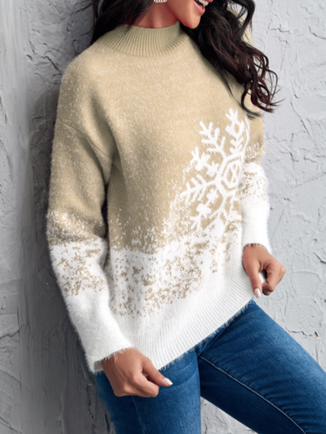 Pullover mit Schneeflocken Muster und überschnittener Schulter