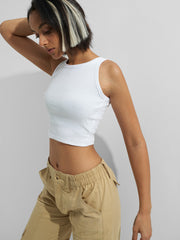 Kurzes Basic-Tanktop aus Strick