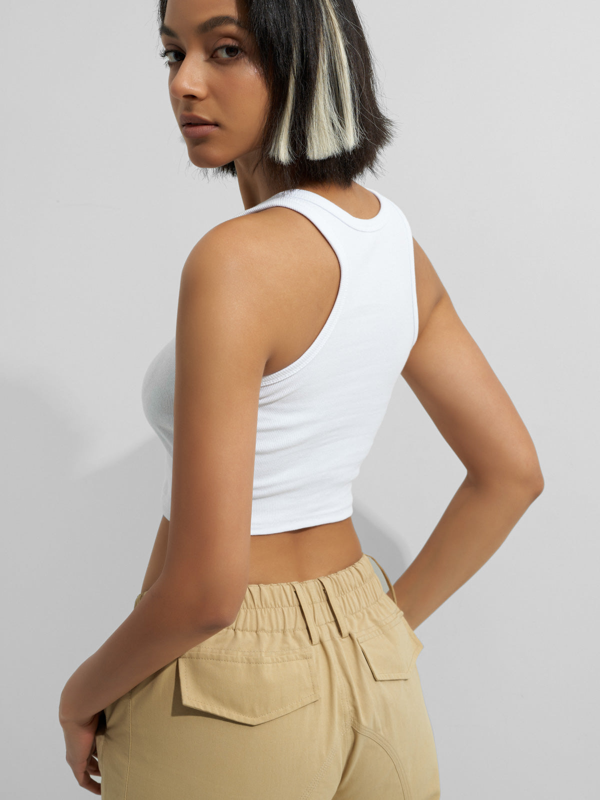 Kurzes Basic-Tanktop aus Strick