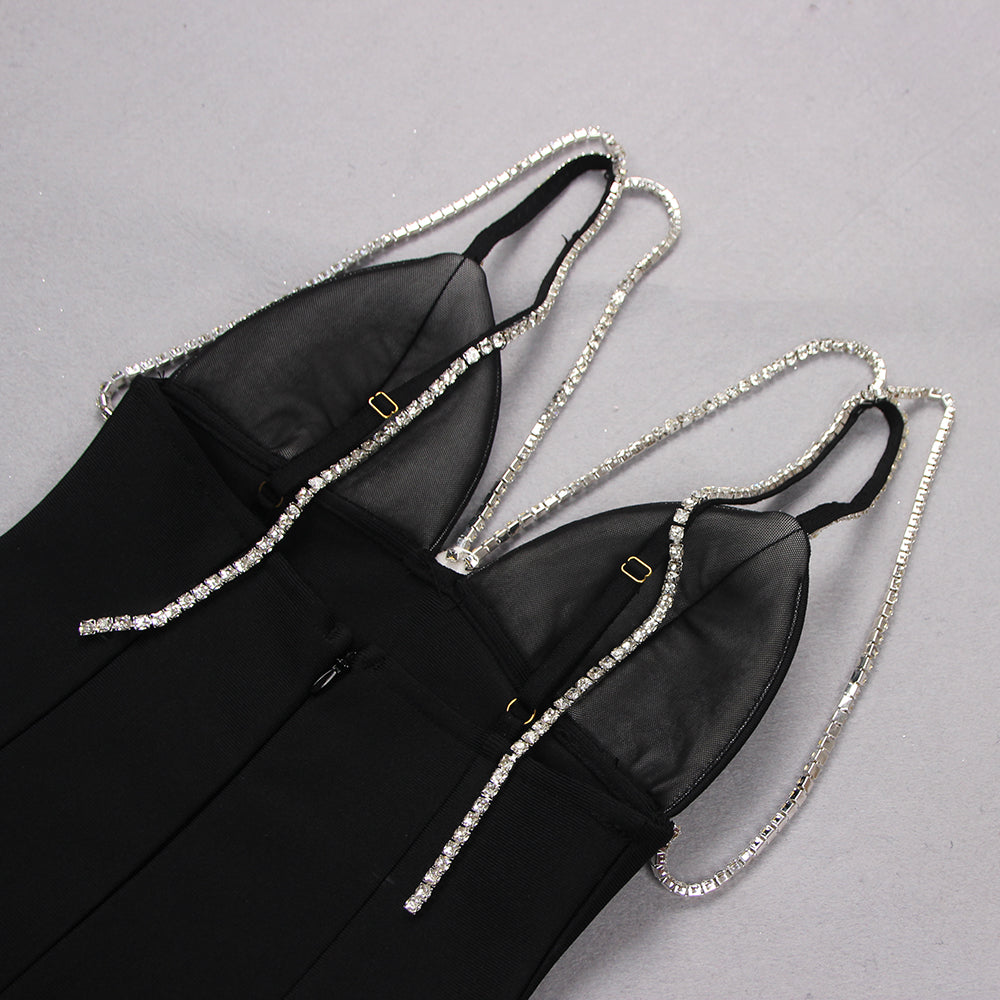 VESTIDO MINI DE TIRANTES CON CUELLO EN V EN NEGRO 